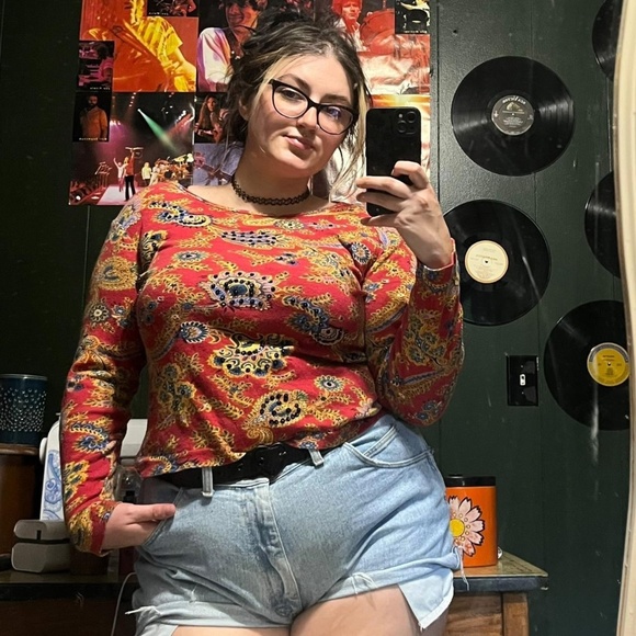 Y2k Vibrant orange and yellow long sleeve top with paisley pattern, - Picture 1 of 5